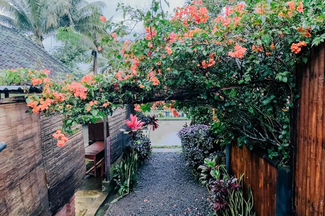 Lesehan Cahaya Tetebatu Inn Syariah At Desa Wisata Exterior photo